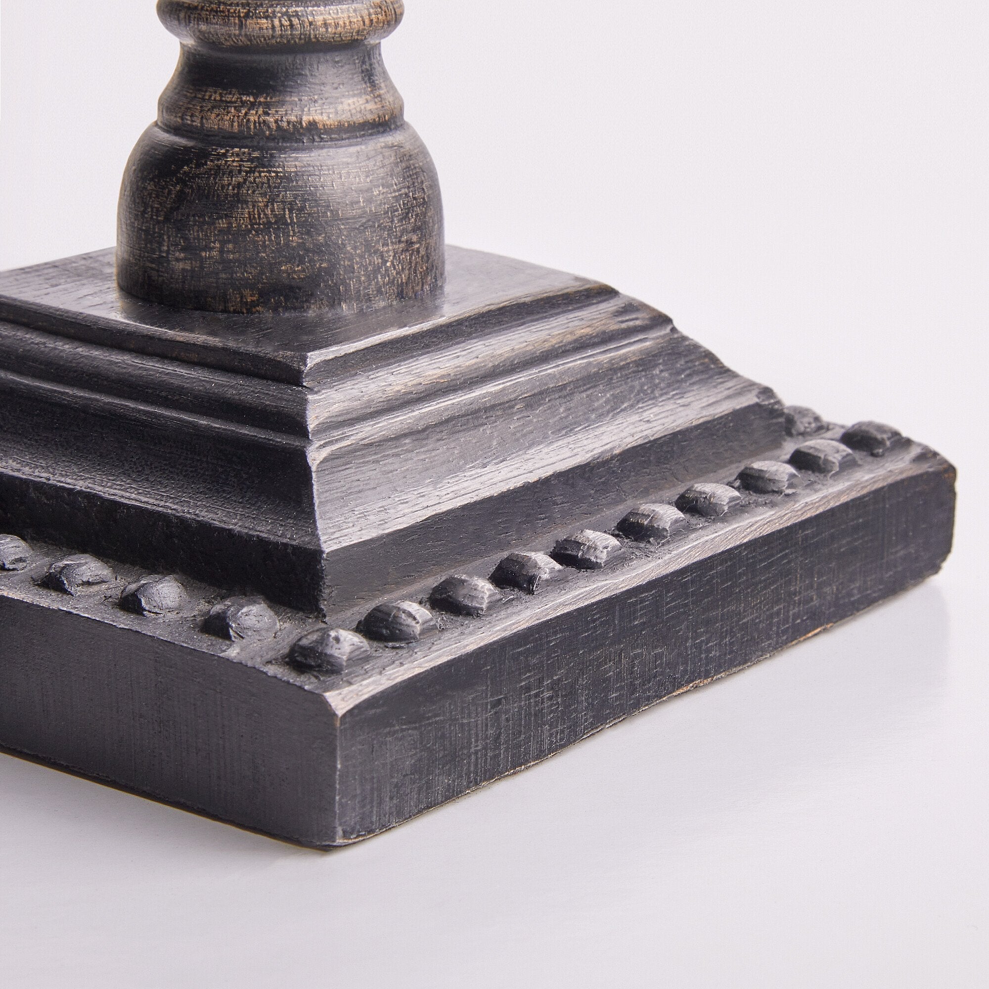 Hera table lamp in silvery black
